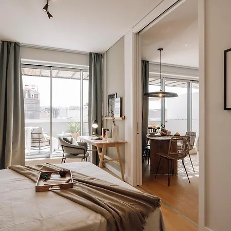 Cuore - 1 Bedroom And Terrace In Santo Antonio ליסבון